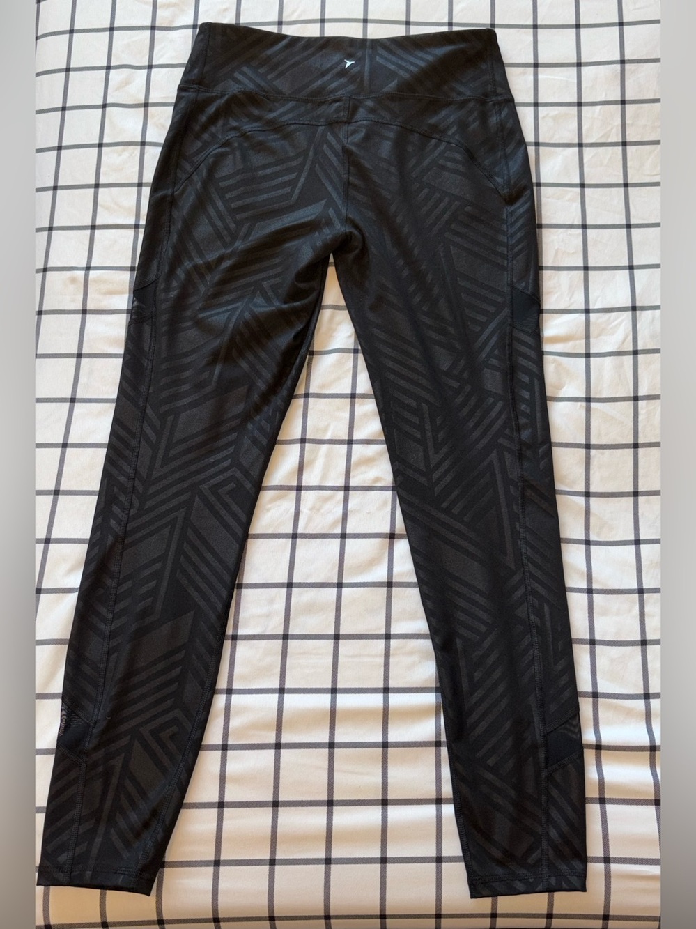 Old Navy Active - Picture 3 of 4